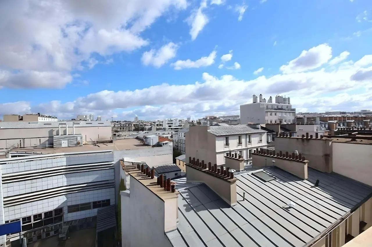 Paradis Du Canal St-martin Et Jardin Villemin * París
